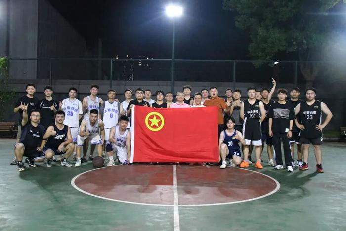 九游登录入口-热血逐梦，薪火相传！这场新老员工篮球赛燃爆全场