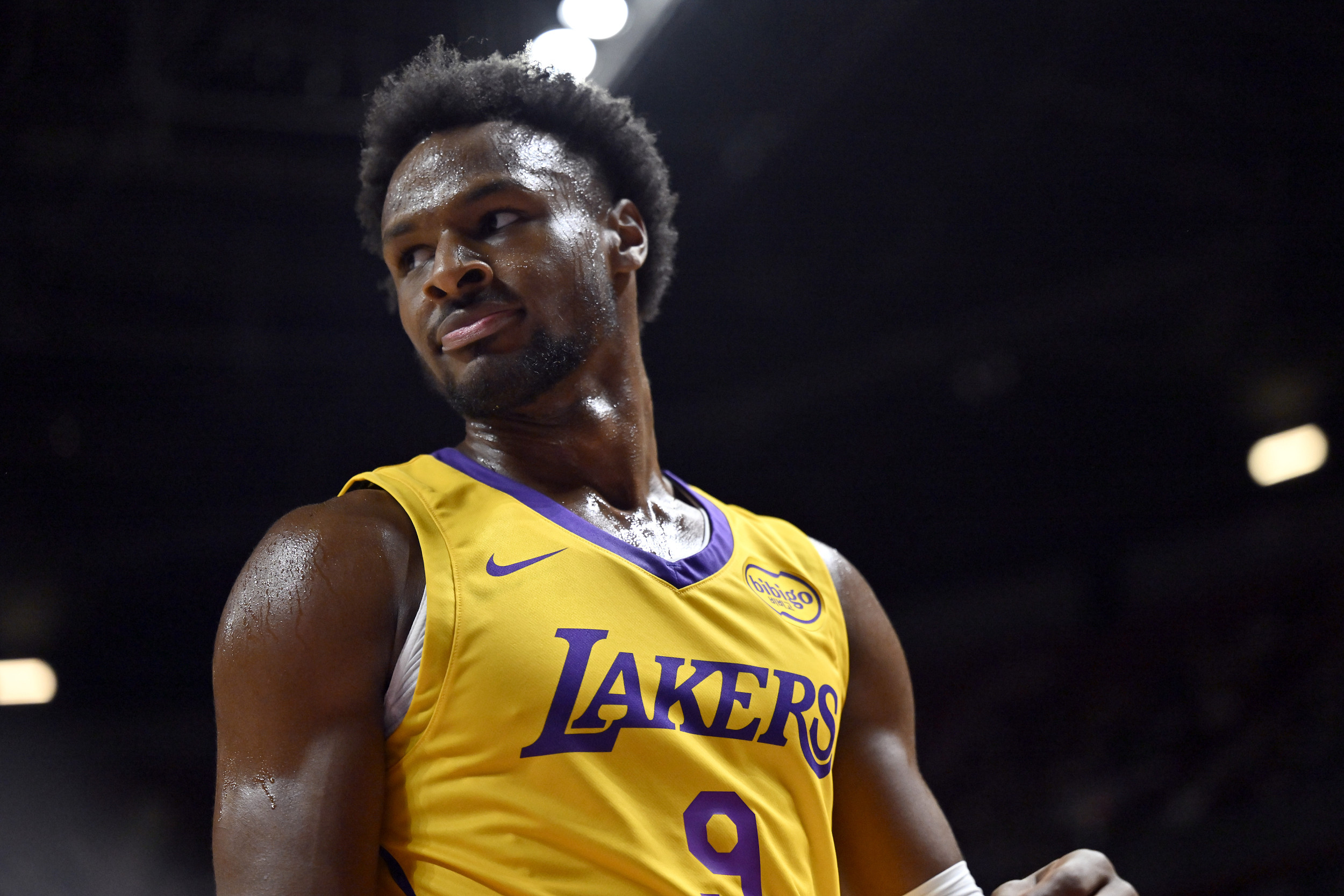 布朗尼谈防守弗拉格：我只是试图站住位，他是一个不可思议的球员