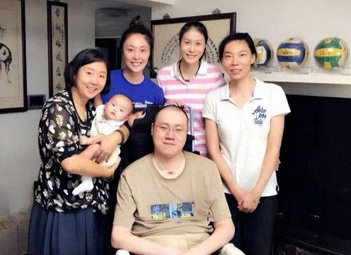 九游体育APP-瘫痪19年汤淼近况：母亲妻子早已改嫁，女儿已9岁，郎平多次探望|排球|周苏红|中国男排|离婚|轮椅_新浪新闻